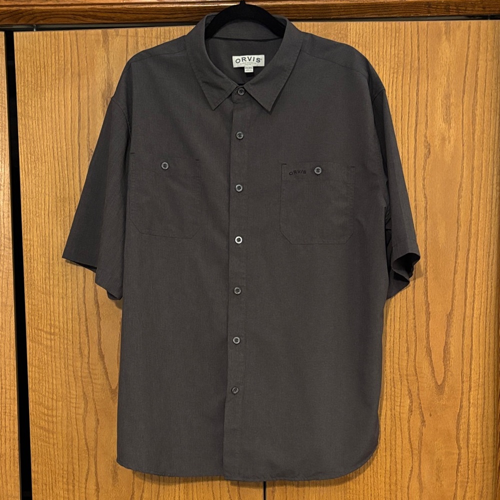 Orvis Men's Charcoal Button Down Shirt